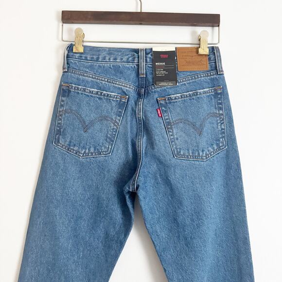 LEVI'S High Rise Wedgie Jeans Distressed 25 - Picture 9 of 13